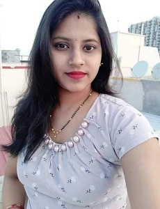 Riya Patel is Unsatisfied House Wife In Mumbai and Looking for Men